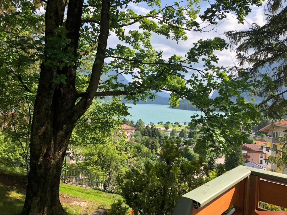 Hotel Miralago Wellness - Adults Only Molveno Exteriör bild