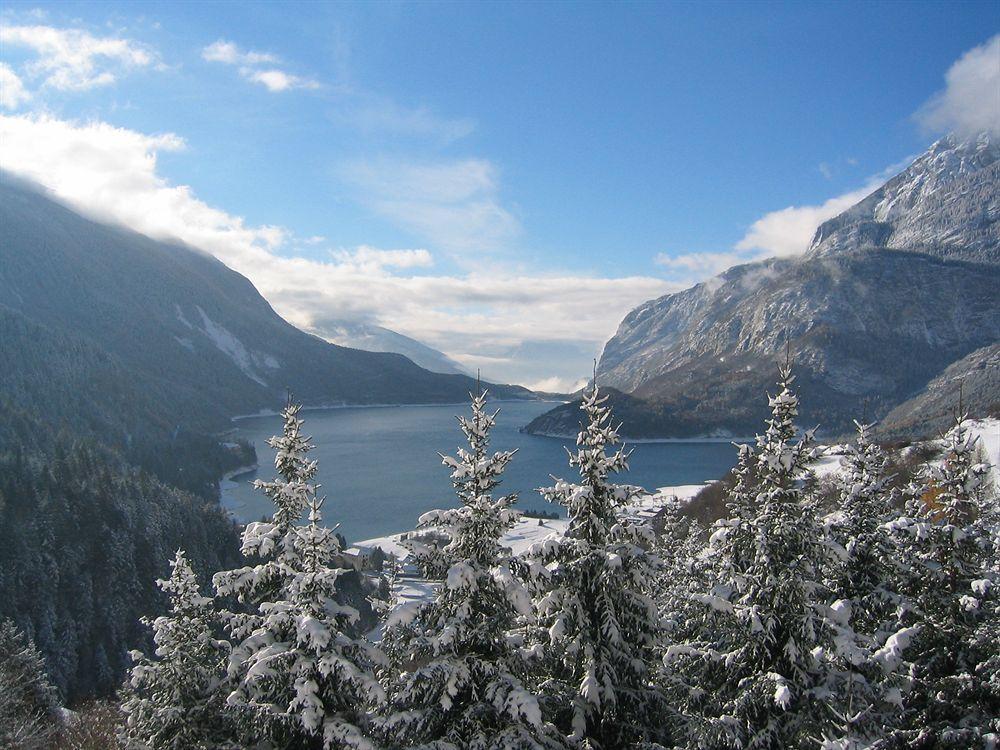 Hotel Miralago Wellness - Adults Only Molveno Exteriör bild