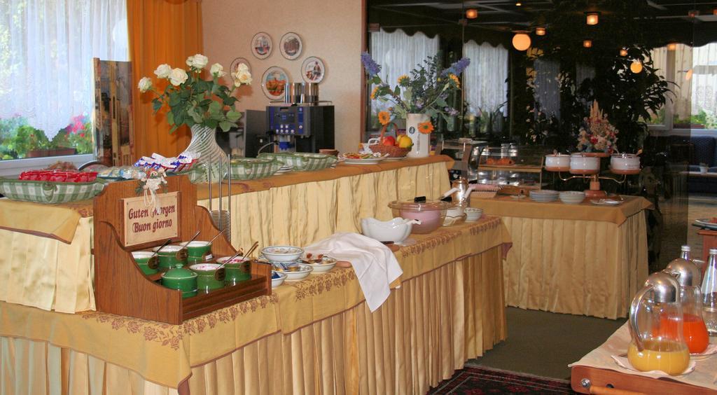 Hotel Miralago Wellness - Adults Only Molveno Exteriör bild